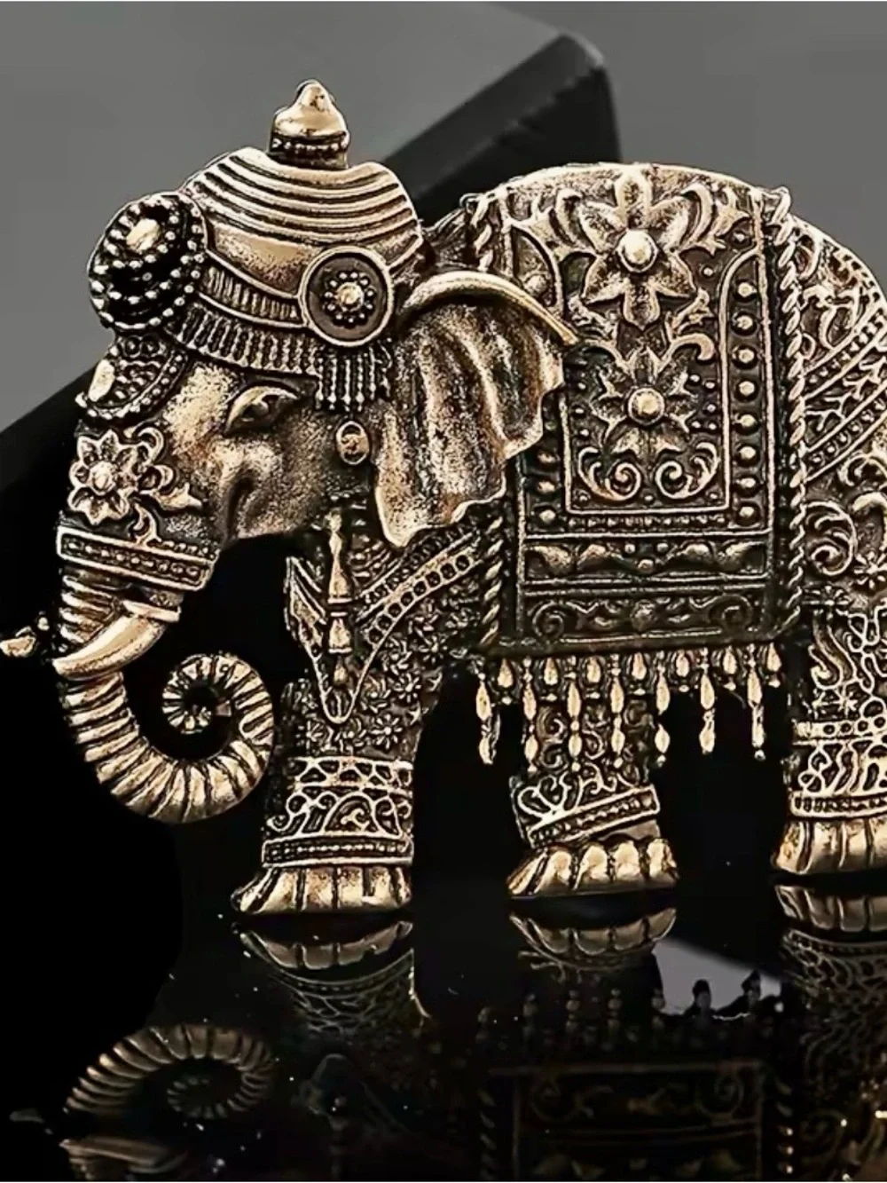 Retro Royal Maharaja Elephant Brooch Antique Gold Tone Heritage Statement Pin